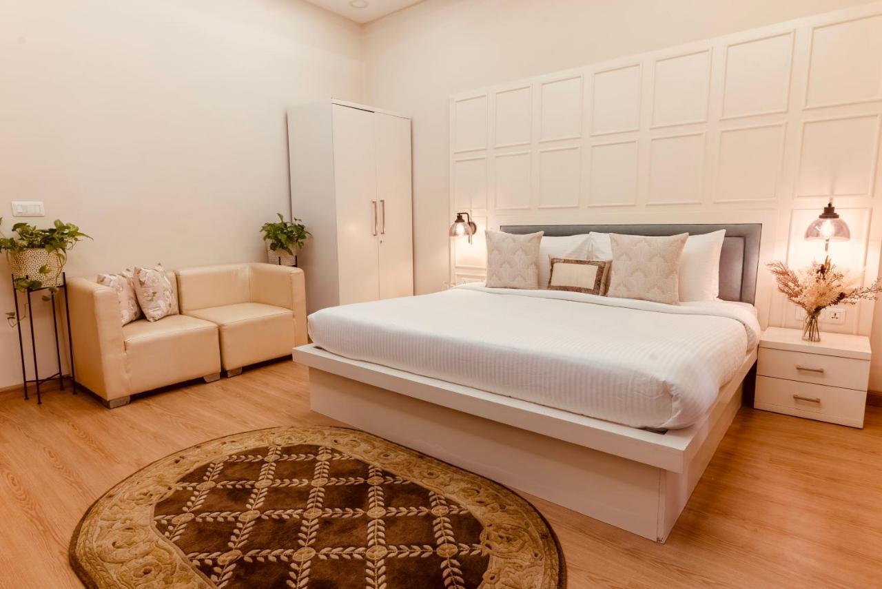 Silver Leaf Apartments Amritsar Ngoại thất bức ảnh